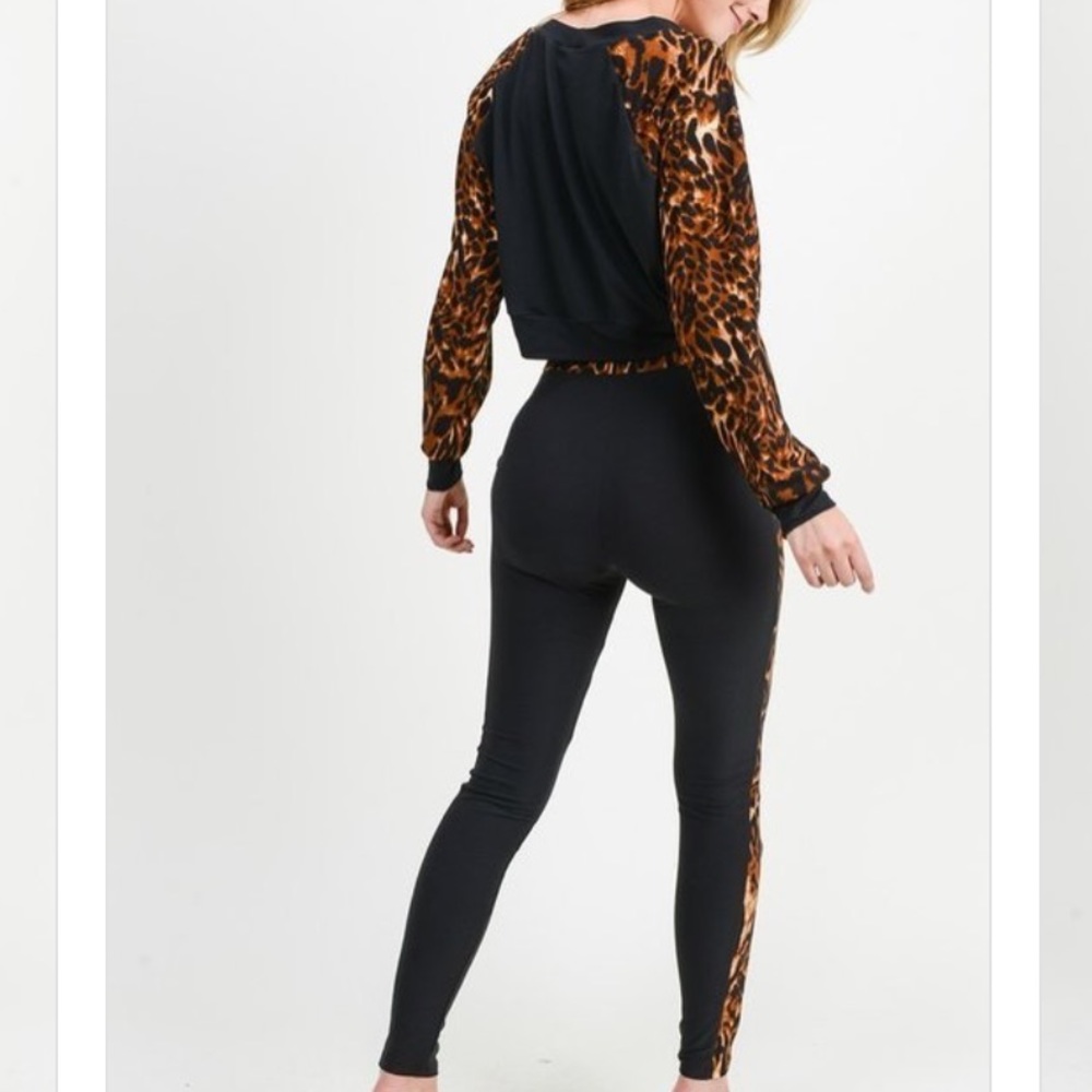 Leopard Matching Two Piece Set - Picture 3 of 6